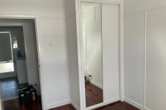 Slimline Glacier White Vinyl and  Mirror Combination