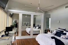 Slimline 3 Door Colonial with mirror inserts