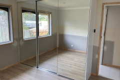 Frameless Mirror Door Set
